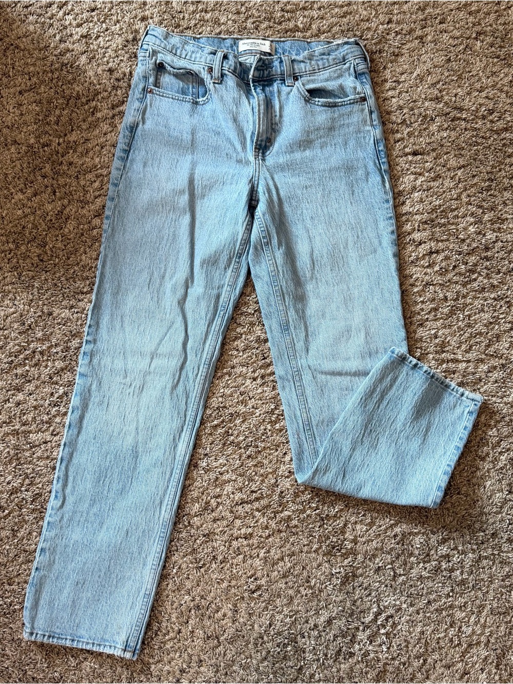 Abercrombie & Fitch Light Blue Mid-Rise '90s Straight Jeans